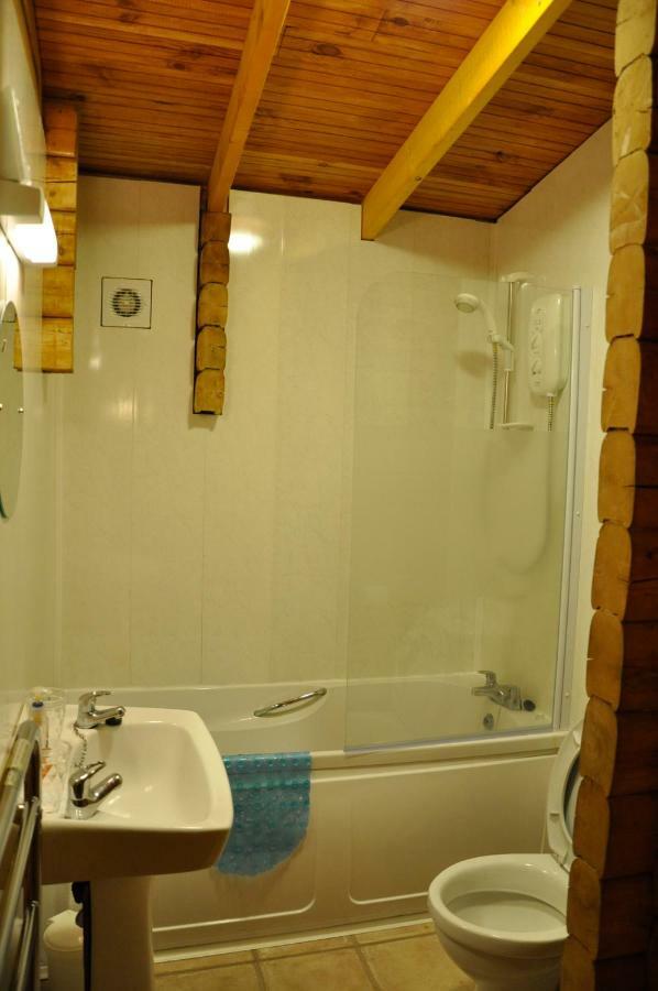 Country Retreats At Butterstone Villa Дънкелд Екстериор снимка